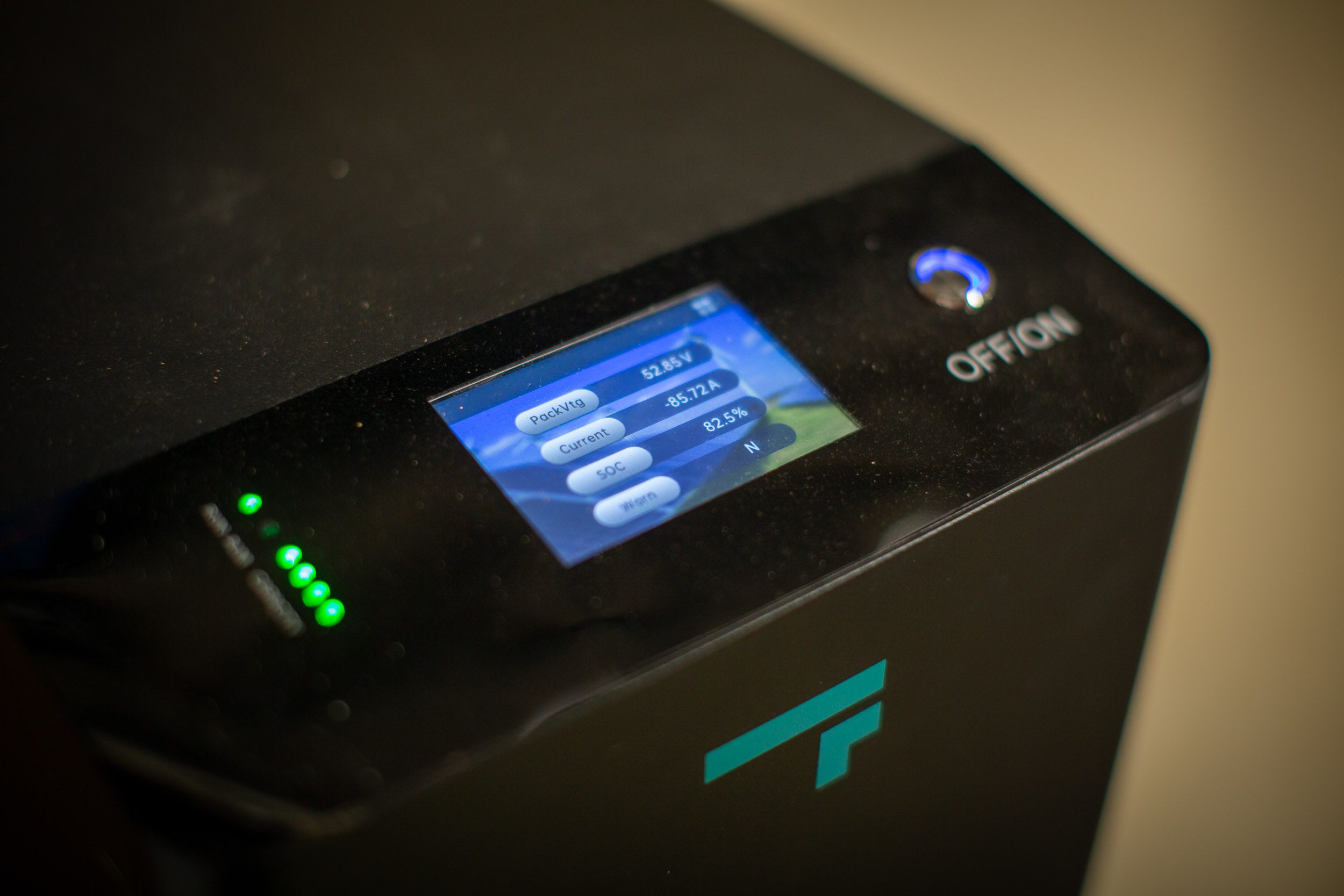 Fogstar battery VRM dynamic ESS, solar battery